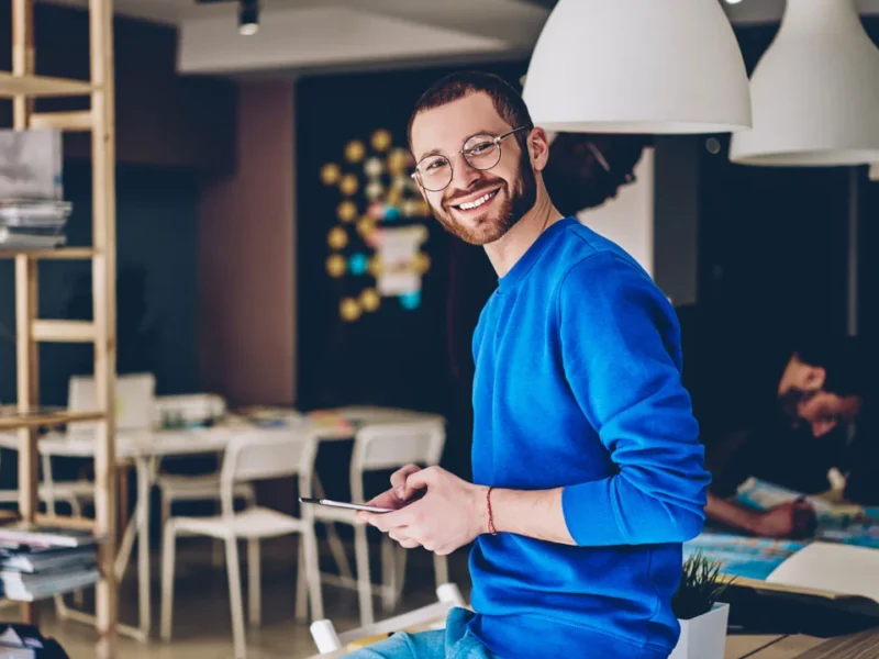 Agency virtual reception services with Australian receptionists handling marketing and advertising agency calls with lead capture