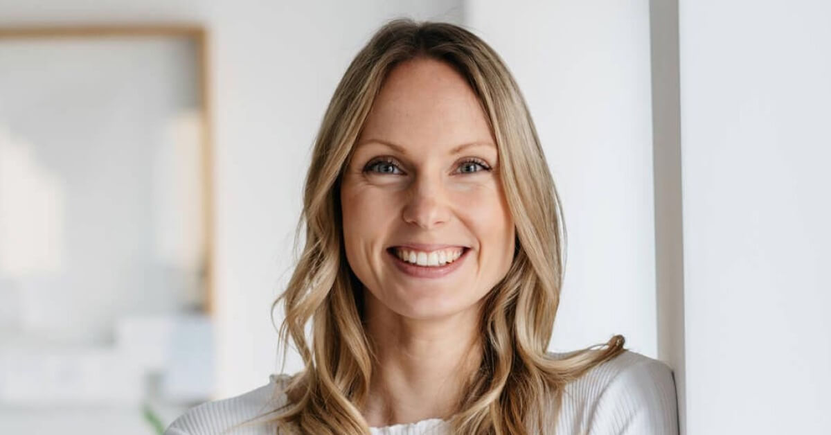 Virtual receptionist jobs & other roles OfficeHQ careers