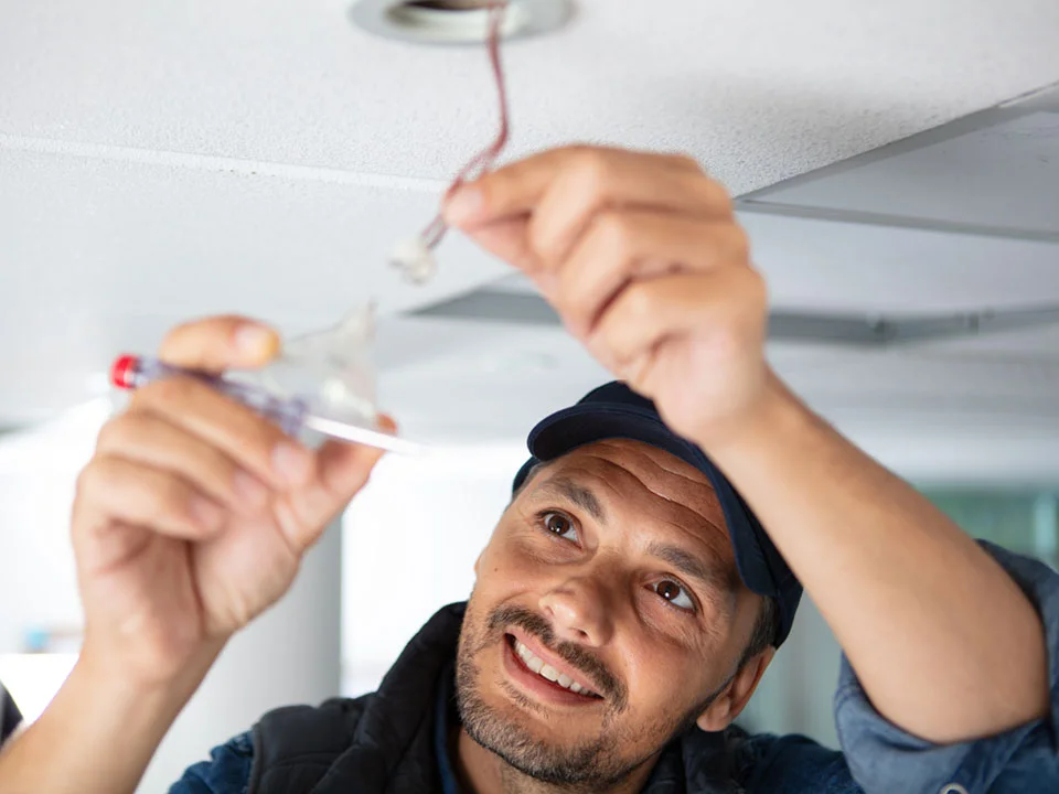 Electrical answering service